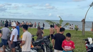 Tìm thấy thi thể 3 thiếu niên tử vong khi tắm biển