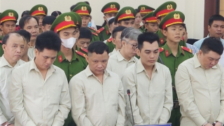 Loạt cán bộ xã dính lao lý vì ký khống giấy tờ để trục lợi