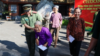 Chủ tịch nước quyết định tặng quà nhân kỷ niệm 77 năm Ngày Thương binh - Liệt sĩ