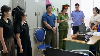 Phó giám đốc Trung tâm đào tạo nghề cùng 5 cán bộ bị khởi tố