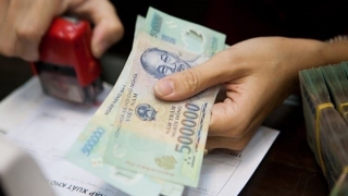 Bộ Tài chính đề xuất giảm từ 10-50% cho 36 khoản phí, lệ phí