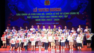 Bộ Tư lệnh Cảnh vệ tiếp tục làm tốt công tác khuyến học, khuyến tài