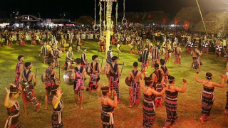 Để tiếng cồng chiêng mãi ngân vang trên dãy Trường Sơn