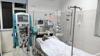 Cứu sống người đàn ông nguy kịch tính mạng vì vết loét nhỏ ở ngực