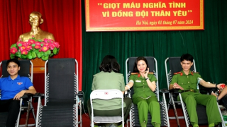 CBCS Văn phòng Cơ quan CSĐT hiến máu tình nguyện, vì đồng đội thân yêu