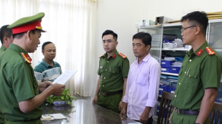 Nam kế toán tham ô tiền tỷ