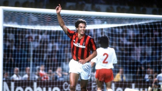 Dấu vết xứ sở trên túc cầu trường thế giới