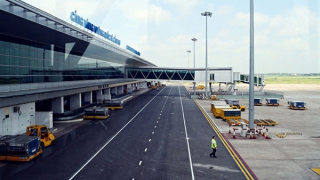 Đề xuất đầu tư sửa chữa đường băng, xây mới nhà ga tại nhiều sân bay