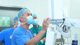 Em dâu hiến gan cứu sống anh chồng