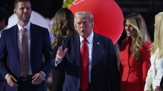 Ông Trump lên tiếng sau khi đối thủ bỏ cuộc