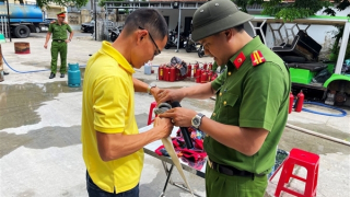 Công an phố cổ Hội An huấn luyện nghiệp vụ cho lực lượng PCCC cơ sở