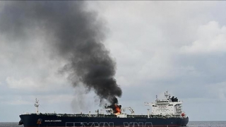 Những cơn sóng ngầm trên Biển Đỏ