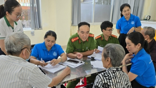 BHXH Quảng Nam linh hoạt trong tuyên truyền chính sách BHXH, BHYT, BHTN và Luật BHXH (sửa đổi)