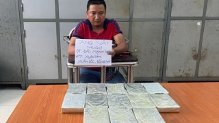 Đường dây vận chuyển 13 bánh heroin được khám phá như thế nào?