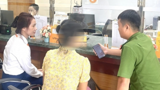 Suýt bị lừa vì gói hàng 1 tỷ đồng của người bạn trên mạng