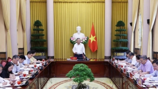 Tháo gỡ kịp thời khó khăn trong công tác thi đua, khen thưởng