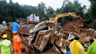 Lở đất kinh hoàng ở Ấn Độ khiến hơn 100 người chết