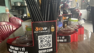 Cảnh báo về quà tặng có dòng chữ “OKVIP - hôm nay 1 tỷ ngày mai 1.000 tỷ”