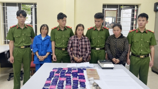 Ba "nữ quái" vận chuyển 3 bánh heroin cùng hơn 11 nghìn viên ma túy