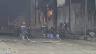 Nổ lò nén hơi tại công ty sản xuất dầu điều khiến 2 người tử vong