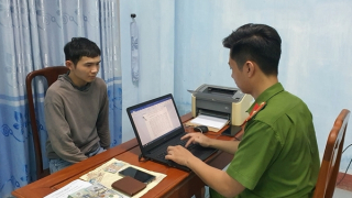 Lẻn vào khách sạn ở TP Hồ Chí Minh cuỗm tiền rồi ra Huế “nghỉ dưỡng”