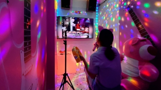 Khi Karaoke đội lốt music box