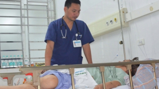 Cấp cứu 4 bệnh nhân bị nhiễm "vi khuẩn ăn thịt người"