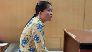 Chủ tiệm vàng bất ngờ xin giảm nhẹ hình phạt cho tên trộm mặc áo Oshin