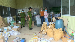 Bộ đôi làm giả thuốc diệt cỏ, thuốc trừ sâu số lượng cực lớn
