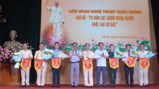 Sôi nổi liên hoan nghệ thuật quần chúng Cục Ngoại tuyến