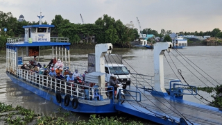 Băn khoăn với mức phí khai thác nhiều bến phà ở Long An