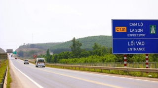 Phát động thi đua cao điểm "500 ngày đêm hoàn thành 3.000km đường bộ cao tốc"