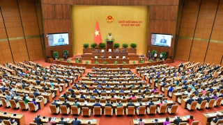 Ngày 26/8, Quốc hội họp bất thường lần thứ 8 để xem xét công tác nhân sự