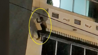 Khống chế đối tượng có biểu hiện bất thường, đu dây từ khách sạn sang nhà dân