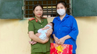 Nữ cán bộ quản giáo giàu lòng nhân ái