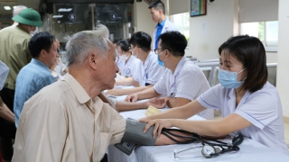 Sau vụ Bệnh viện K bị tố tiêu cực, Bộ Y tế yêu cầu các bệnh viện công khai “đường dây nóng”