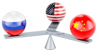 Phản ứng của Nga và Trung Quốc trước áp lệnh trừng phạt từ Mỹ