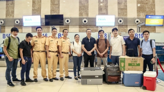 Cộng đồng mạng lan tỏa hành động đẹp của các chiến sĩ CSGT Thủ đô