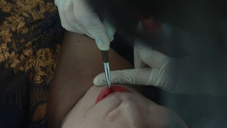 Nghề làm đẹp  cho… người chết!