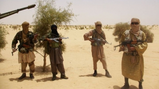 Al-Qaeda nã đạn điên cuồng, sát hại 300 người Burkina Faso