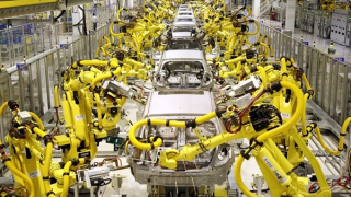 Từ 1/9: Giảm 50% lệ phí trước bạ ô tô sản xuất trong nước