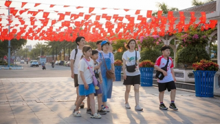 Du khách nườm nượp đến Đà Nẵng dịp lễ 2/9