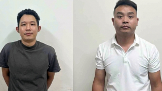 Bắt 2 người nước ngoài chiếm đoạt thẻ tín dụng của người khác