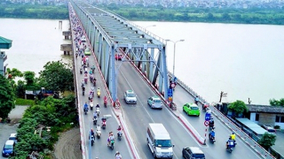 Cầu Chương Dương có thiết kế giống cầu Phong Châu, hiện có đảm bảo an toàn?