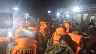 Vỡ đê sông Lô ở Tuyên Quang, Công an, Quân đội và nhân dân khẩn cấp ứng phó