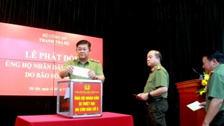 Các đơn vị Công an tiếp tục phát động ủng hộ người dân thiệt hại bởi bão số 3