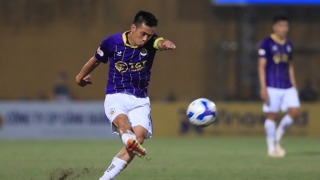 Văn Quyết lập công, Hà Nội FC thắng tối thiểu trận ra quân