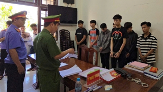 Hẹn nhau hỗn chiến do mâu thuẫn "chat chit" bằng Facebook giả nữ giới