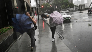 Thượng Hải đón cơn bão mạnh nhất trong 70 năm