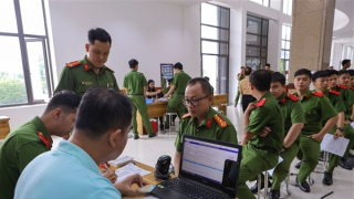 Hơn 600 CBCS, giáo viên và học viên Cảnh sát hiến máu vì đồng đội thân yêu